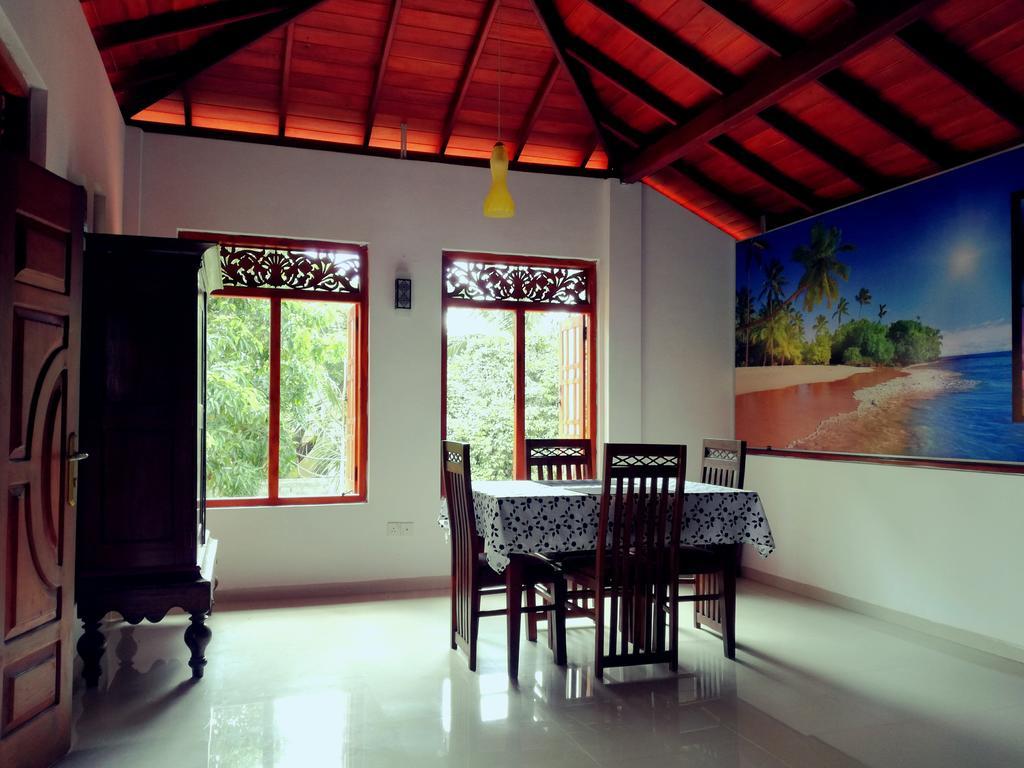 Hôtel Golden Beach Rest à Tangalle Extérieur photo